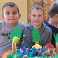 25
